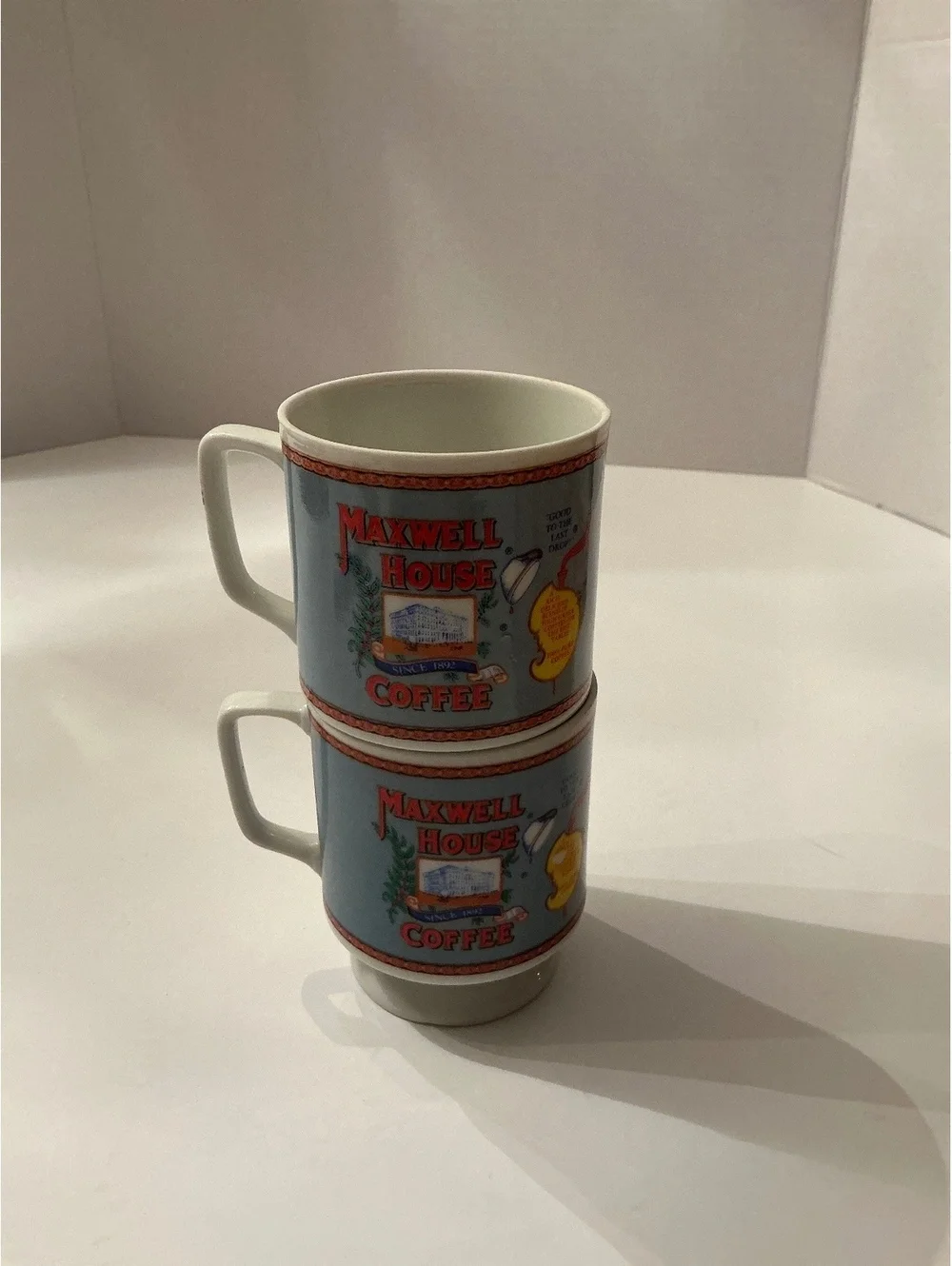 Vintage 70’s Maxwell House Coffee pedestal footed mug cup 8 oz. Set of 2